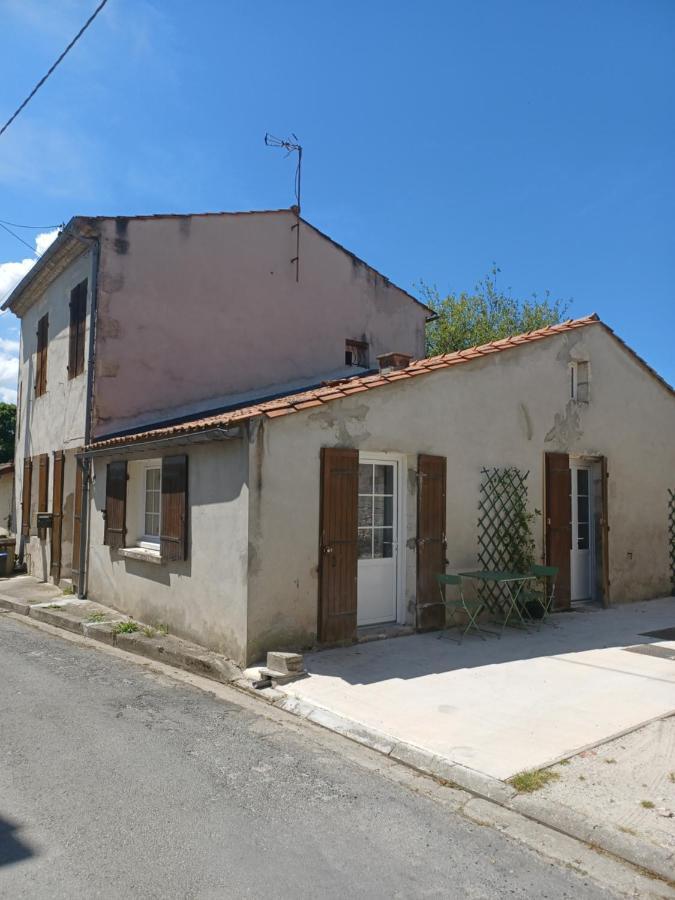 Maison De Village Entre Estuaire Et Ocean Saint-Yzans-de-Médoc Eksteriør bilde